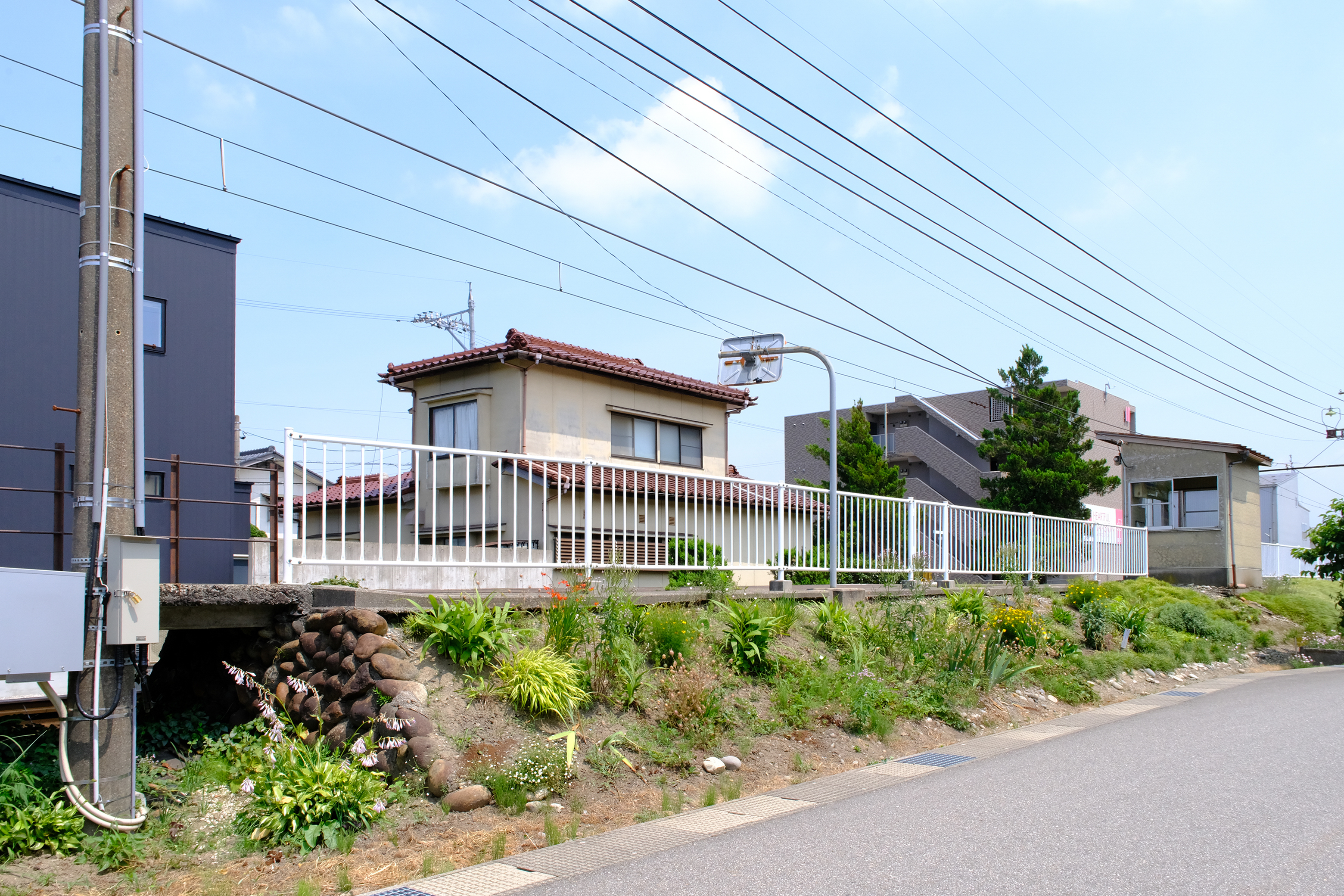 朝菜町駅
